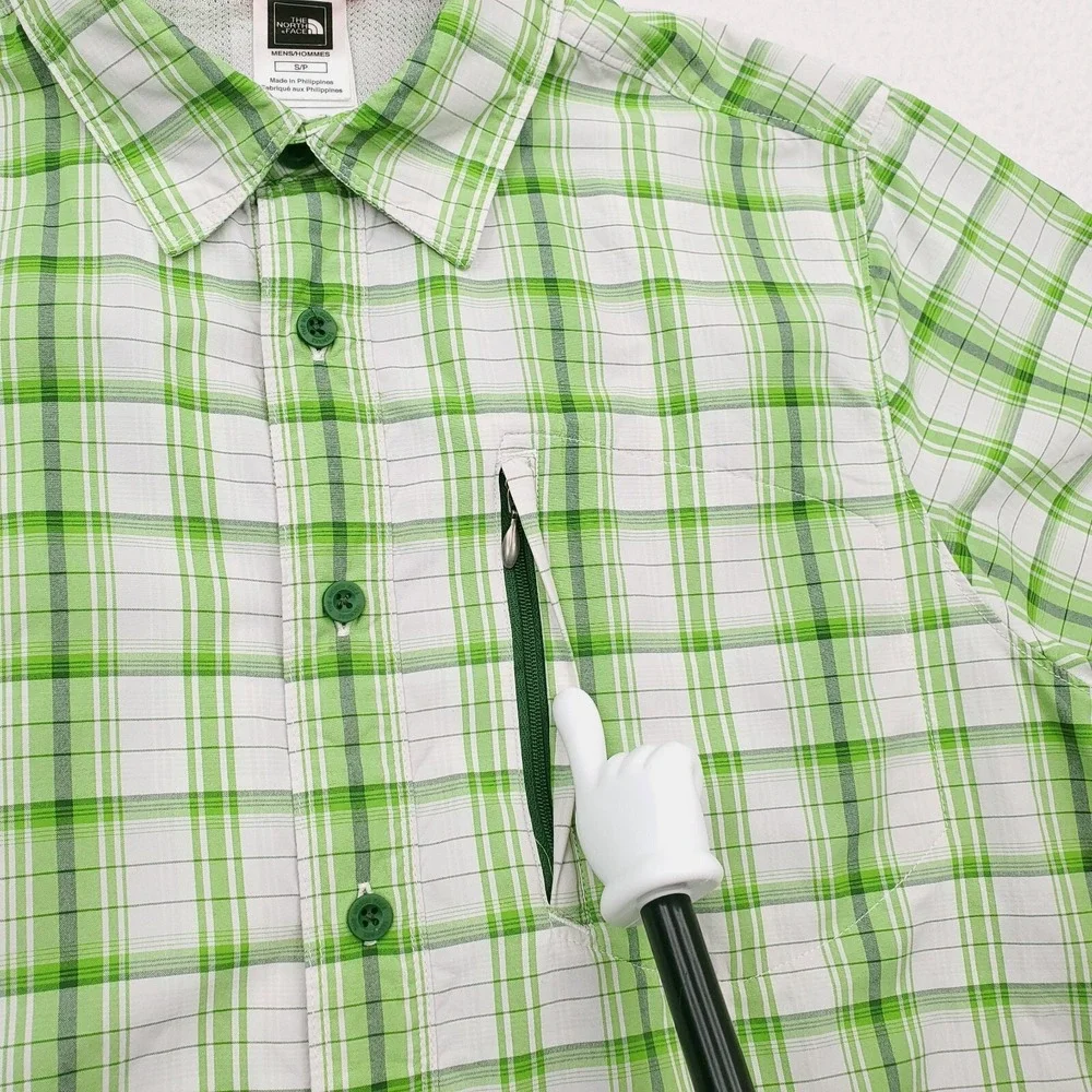 North Face Shirt Mens Small Green White Plaid Vented Outdoor Fishing‎ Tartan